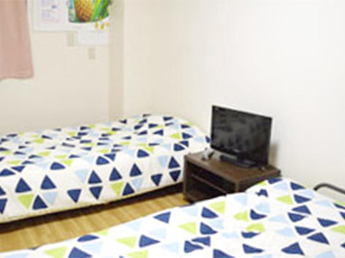 Guest House Fukutomi - Female Only Naha Kültér fotó