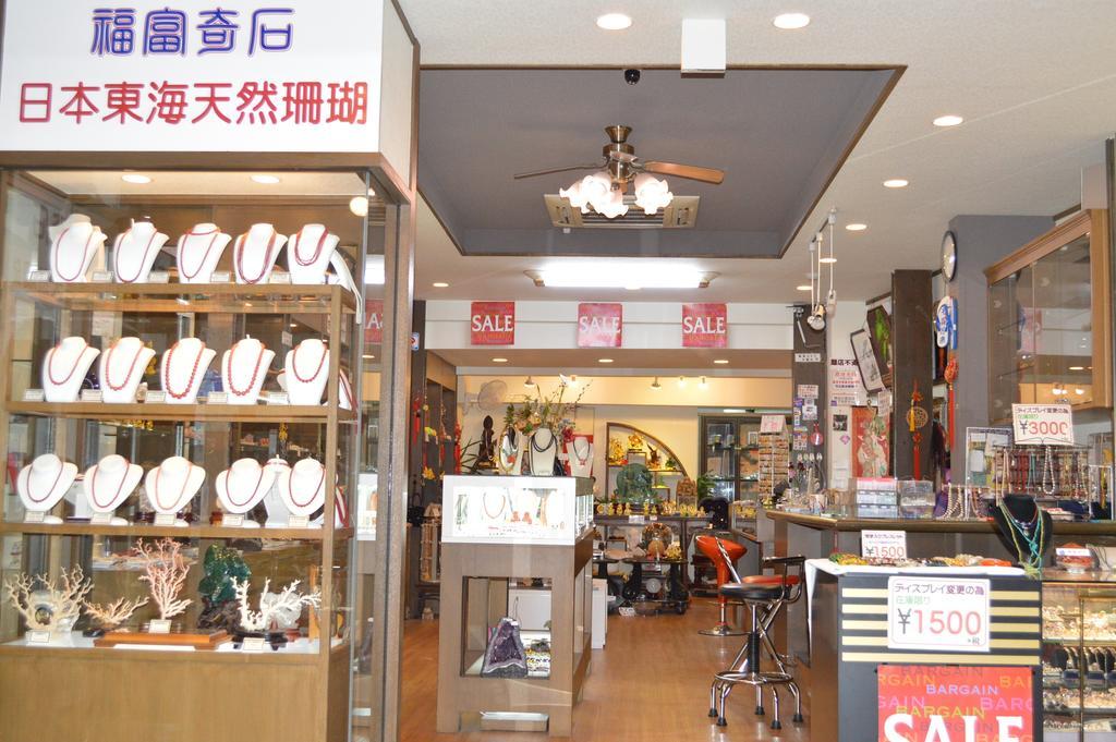 Guest House Fukutomi - Female Only Naha Kültér fotó