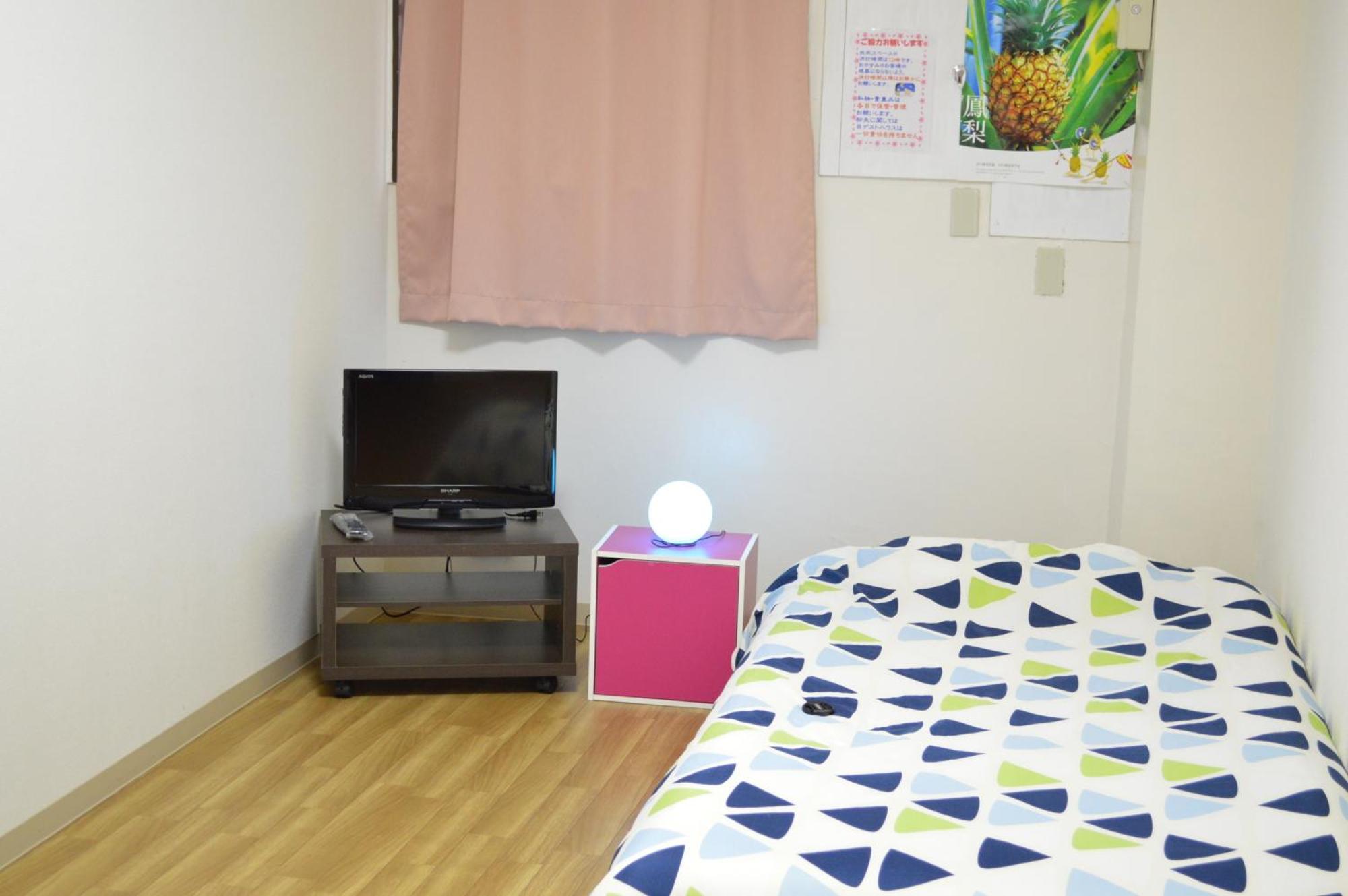 Guest House Fukutomi - Female Only Naha Kültér fotó