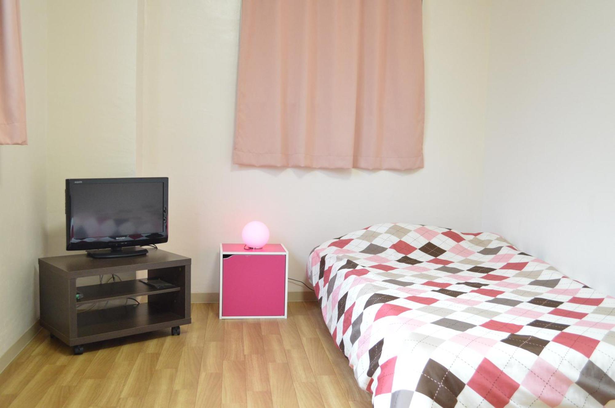 Guest House Fukutomi - Female Only Naha Szoba fotó